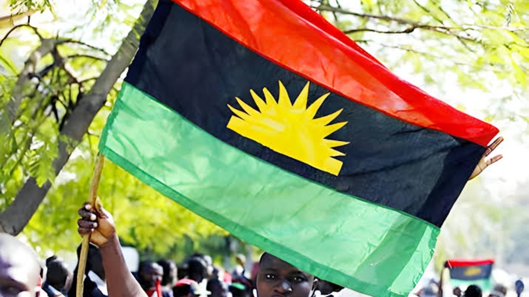 Troops detain man for allegedly displaying Biafra flag in Abia