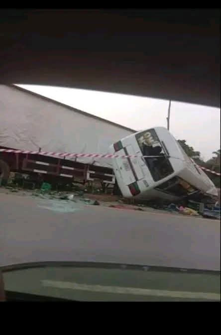 Wedding Trip Ends in Tragedy as 14 Guests Die in Abia Road Crash