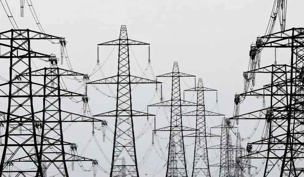 Electricity Workers Threaten Nationwide Shutdown