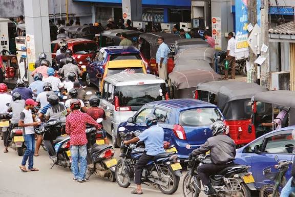 Fuel Panic Returns in Lagos as Petrol Prices Surge Beyond ₦1,000 per Litre
