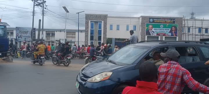 OMOKU MOTORCYCLISTS STAGE DEMONSTRATES AGAINST INSECURITY AT COUNCIL GATE