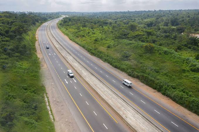 FG Orders Six-Week Partial Closure of Lagos–Ibadan Expressway for Urgent Bridge Repairs