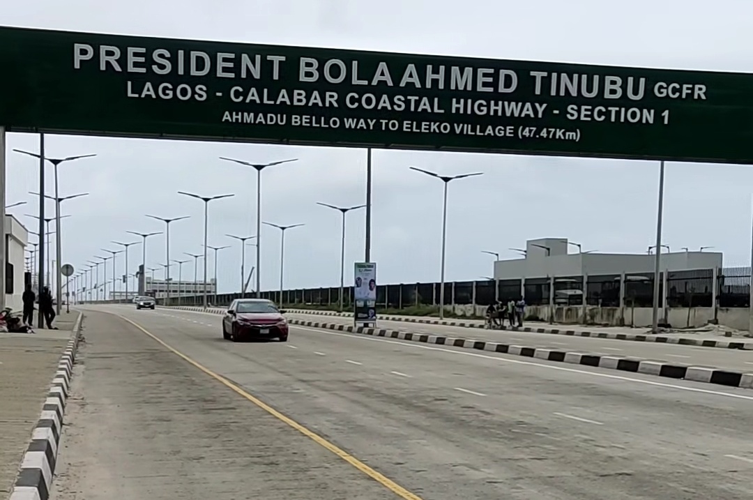 FG Threatens Closure of Lagos-Calabar Highway